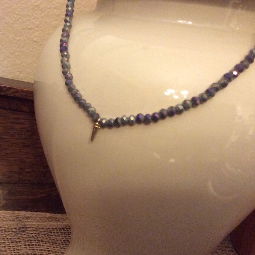 Canvas point charm bead necklace - Picture 4 of 4